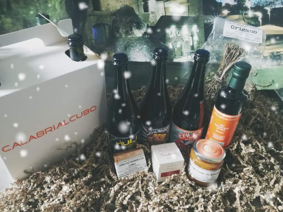 Calabrialcubo Natale Gourmet cestino grande olio e birre