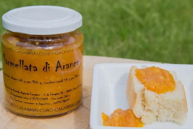 Calabrialcubo Marmellata di Arance per colazione e dolci